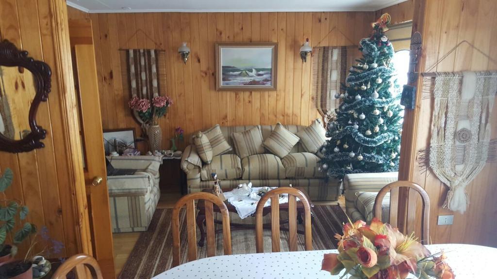 Hostal Costa Azul Castro Bagian luar foto
