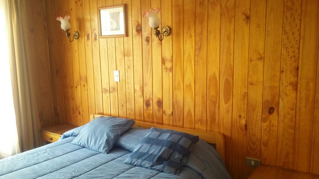 Hostal Costa Azul Castro Bagian luar foto