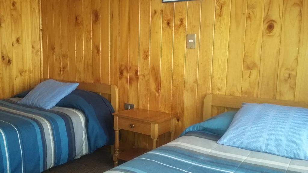 Hostal Costa Azul Castro Bagian luar foto